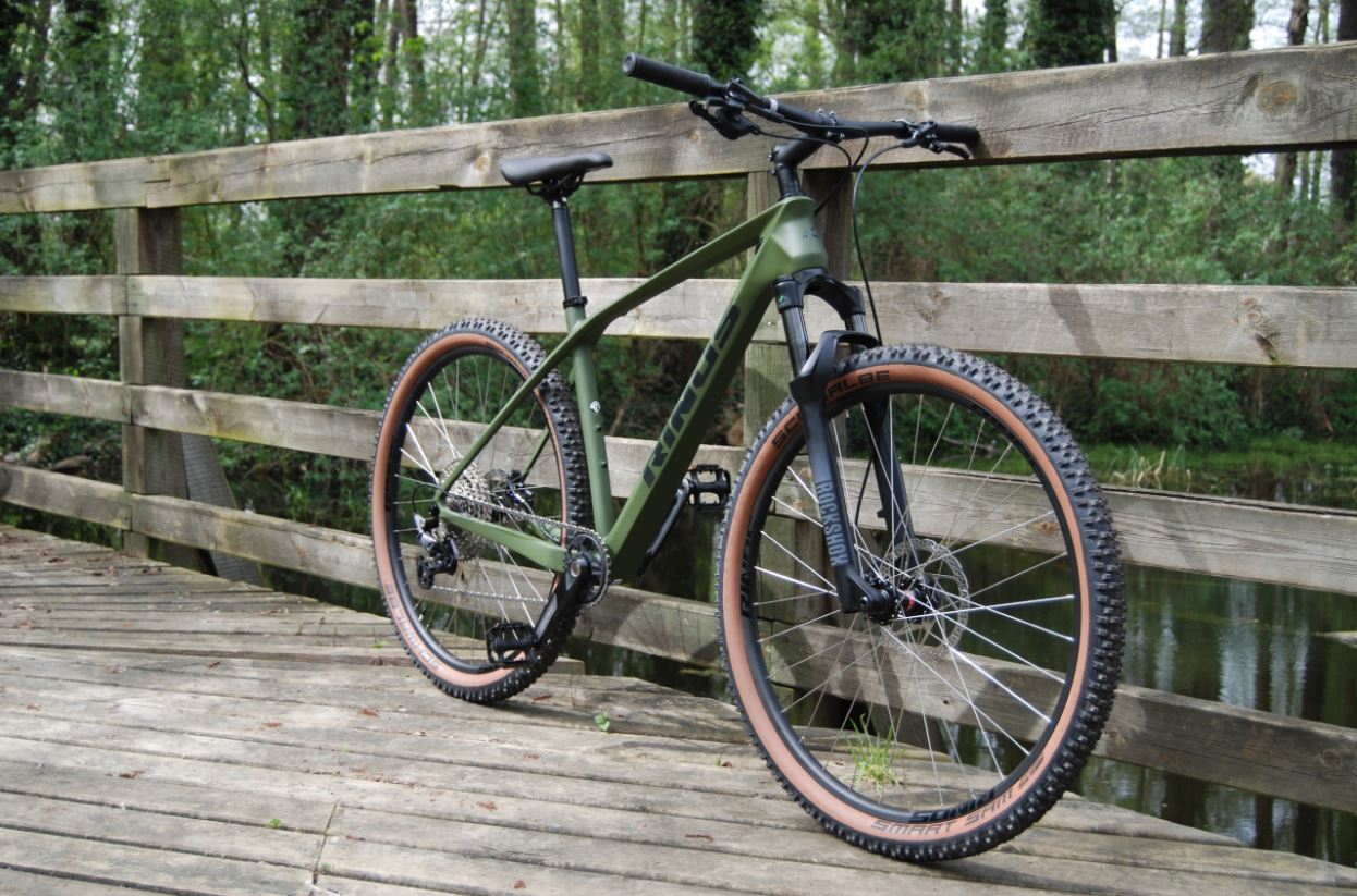 mountainbike 12 gänge RINOS Gaia2.0 Carbon MTB Shimano Deore 12 Gänge Rockshox Hardtail – futurebikeshop.de