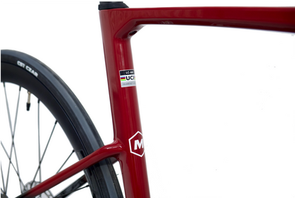 RINOS Carbon-Rennrad 700C Shimano 105 Di2 R7150, 24-Gang, Odin 6.0